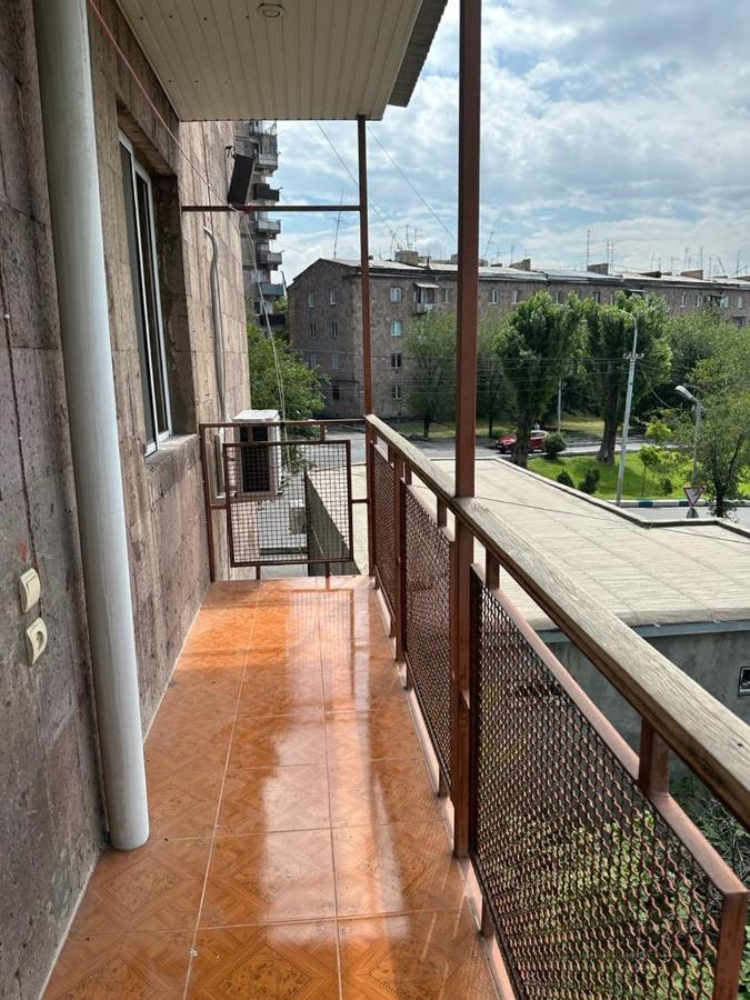 Yerevan Nice Apartment With Balcony For Rent Exteriér fotografie